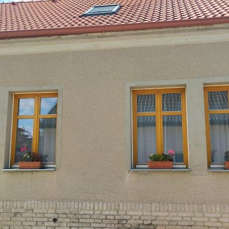 Podkrovi S Koupelnou Svinarov Экстерьер фото
